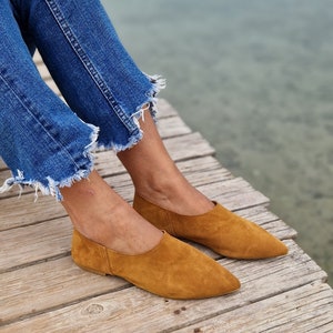 Suede Leather mules for Women, leather loafers, Women slippers, leather moccasins, slip on flats, pointy mules,Women loafers,soft leather