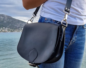 Black Saddle Bag, Crossbody Bag, Satchel, Black Leather Purse, Crossbody  handbag, Women Handbag, Clutch Bag, Handmade, Real Leather,