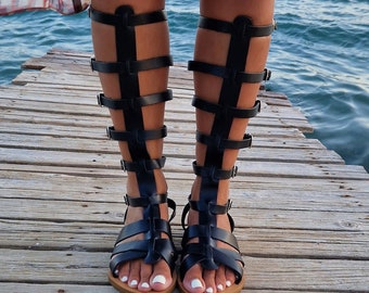 Black strappy Knee High Gladiator Sandals for women, Greek Leather Sandals, Roman Sandals, Open Toe Women's flat shoes, Ancient Greek flats