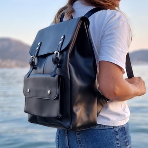 Handmade Black Leather Backpack, School bag, Magnetic closure,Laptop bag, Men&#39;s Backpack, Women&#39;s Backpack,  Leather satchel, Unisex Bag