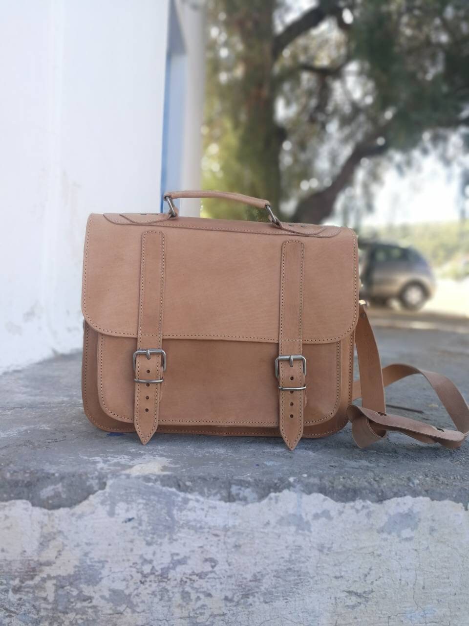 Briefcase Unisex MODEL 13 LAPTOP MESSENGER BAG, Size: 11.H*1.L*3.W