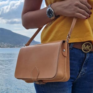 Crossbody Leather Bag, Crossbody Leather Purse, Satchel, Handmade bag, Women Handbag, Crossbody Women Bag, Saddle Bag, Gift for her, Woman