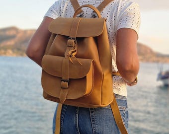 Leather Backpack with pockets and adjustable straps, Handmade unisex bag, women weekender, travel handbag, Shoulder Bag for School or Work