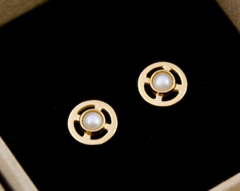 Pearl Wheel Studs