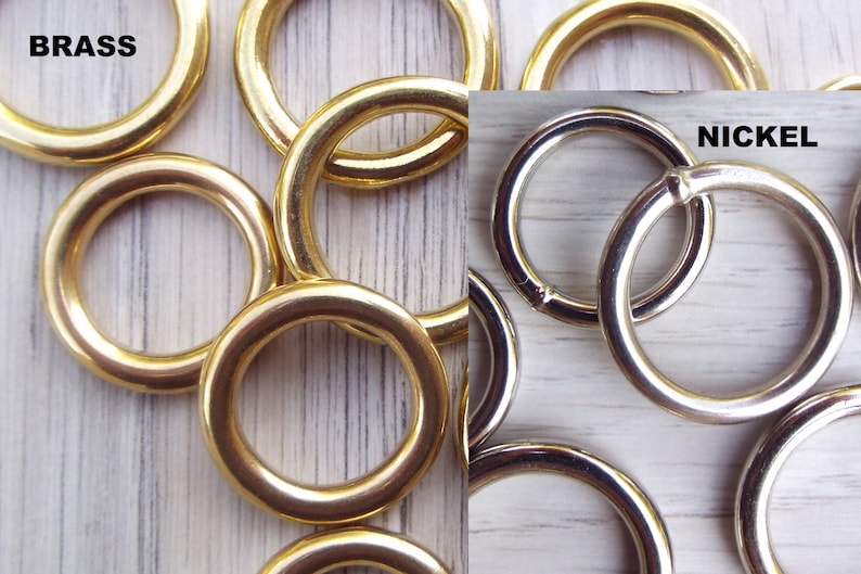 Brass rings (gold colour) and chrome rings (silver colour)