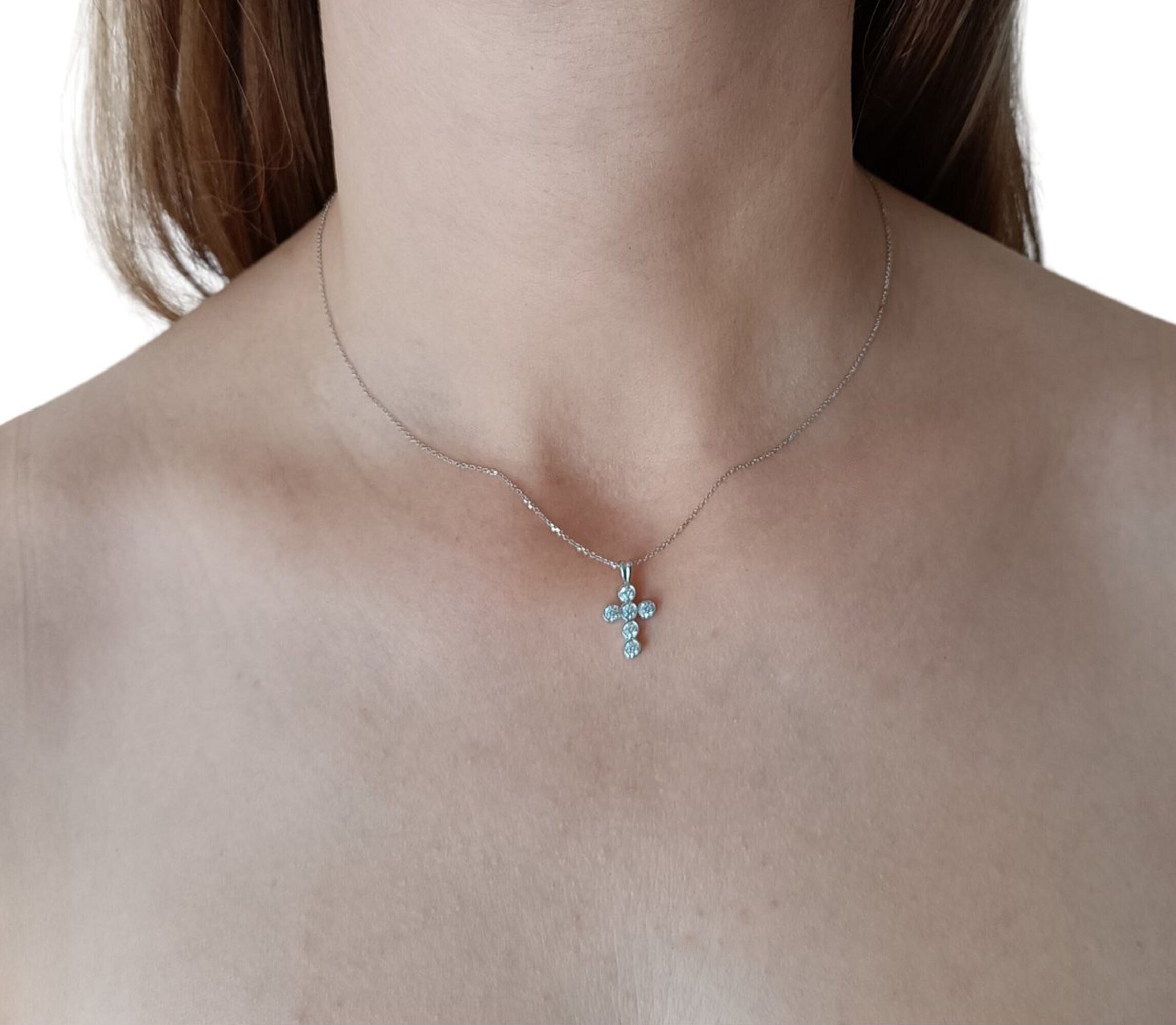 14K White Gold (585) Cross Pendant Necklace With Cubic 14K White Gold (585) Cross Pendant Necklace With Cubic