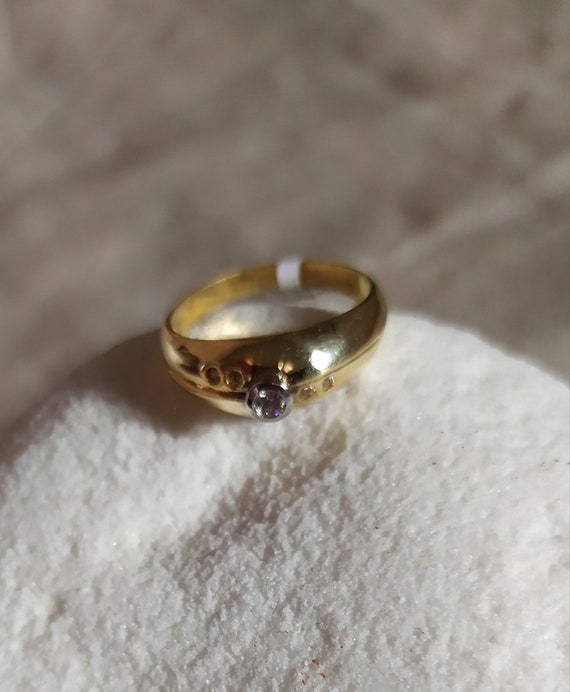 Fascia in oro giallo 14K (585) con zirconi cubici/Anello a cupola