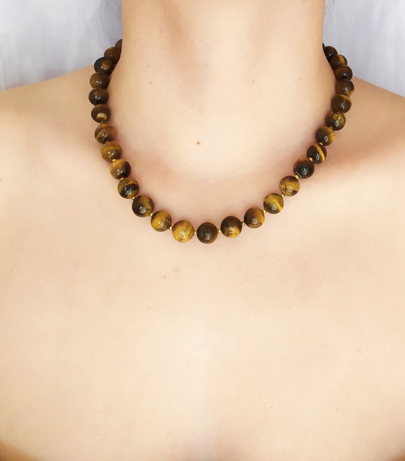 Single Strand Necklace \u2013 6687 Tiger\u2019s Eye Beaded NecklaceRound Tiger\u2019s Eye Beads