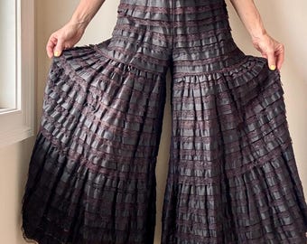 Vintage 70 High Waist Lace Ruffles Black Bloomers - Palazzo Style Wide Leg - Size S