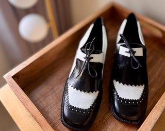 Vintage 80s Kenneth Cole Black & White Oxford Leather Shoes Size 8.5