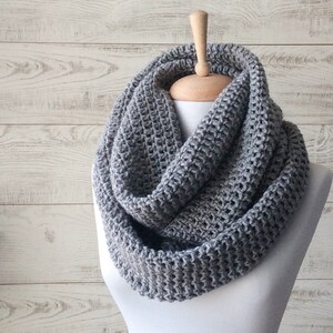 Scarf, mens scarf, knit scarf, grey scarf, mens knit scarf, mens fashion, christmas gifts / Many Colors / FAST  SHIPPING