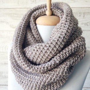 Mens scarf, oversized knit scarf, mens knit scarf, oversized knit scarf, christmas gifts, large knit infinity scarf / FAST DELIVERY