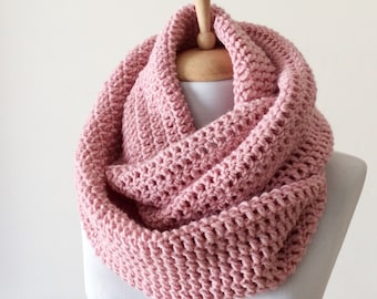 Chunky Knit Infinity Scarf: Rose Wool Blend, Handknit Winter Scarf