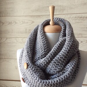 Scarf, mens scarf, knit scarf, grey scarf, mens knit scarf, mens fashion, christmas gifts / Many Colors / FAST  SHIPPING