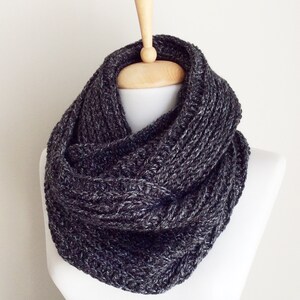Scarf, infinity scarf, Winter Scarf, Cowl, Knit Scarf , man scarf, women scarf, Many Colors
