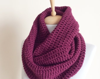 Handknit Maroon Infinity Scarf: Chunky Wool Blend Winter Scarf