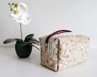 Light Green Floral MAKEUP BAG Quilted Cosmetic Bag Toiletry Bag Gift for Her Wedding Gift Mothers Day Gift Make Up Bag