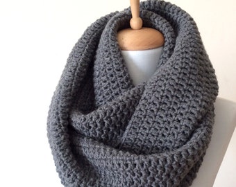 Scarf, mens scarf, knit scarf, grey scarf, mens knit scarf, mens fashion, christmas gifts / Many Colors / FAST  SHIPPING