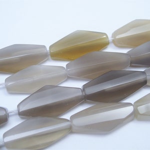 Natural gray agate faceted marquise beads 15x30mm. Genuine gemstone beads. Four pieces of loose beads. Focal beads.