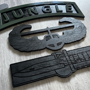 Military Gift US Army Badges.  Special Forces. US Army Expert Soldier Badge