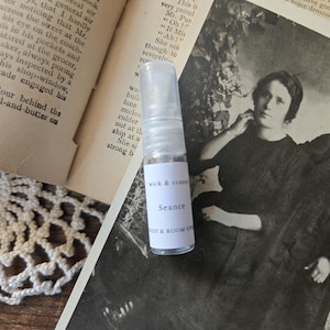 SEANCE Body Mist | Black Tea, Rose, Leather, Tobacco, Amber image 2