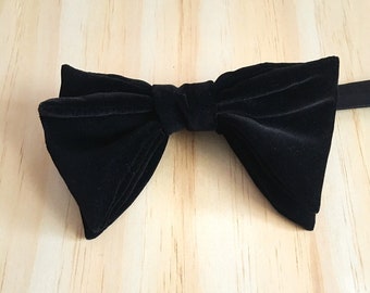 Black Velvet Bow Tie, Teardrop Bow Tie, Mens Bow Tie, Groomsmen Bow Tie, Groom Bow Tie, Tuxedo Bow Tie, Black Owned Shops