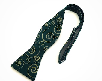 Christmas Self Tie Bow Tie, Green Metallic Gold, Untied Tie, Gift for Coworker, Holiday Wedding