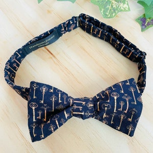 Skeleton Keys Self Tie Bow Ties, Black and Gold, Custom Bow Tie, 1 Year Anniversary Gift for Boyfriend, Groomsmen Bow Tie, Black Owned Shops image 5