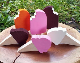 Wooden Ice Cream Cones & Popsicles: Summer Tiered Tray Decor