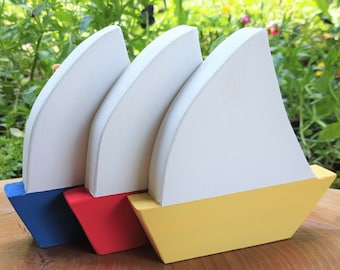 Wooden Sailboat Décor, Summer/Beach House, Tropical Display, Beach Nursery, Nautical Décor