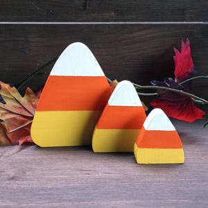 Wooden Candy Corn Set: Fall & Autumn Thanksgiving Decor