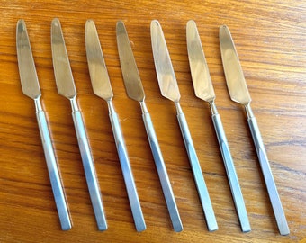 7 Obelisk butter knives by Copenhagen Cutlery Denmark / Danish modern stainless flatware designed by Erik Herlow