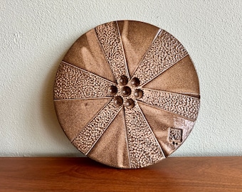 Vintage 9.25" Cosanti Originals ceramic plate or trivet / round pottery tile from the studio of Paolo Soleri