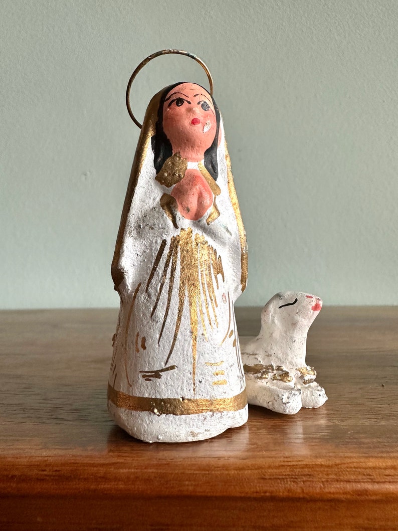 Vintage nativity replacement pieces / Mexican folk art chalkware creche / Christmas Xmas decor / Mary, angel and animals image 3