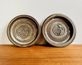 Pair of vintage studio pottery angel trinket dishes / tiny handmade ceramic plates or coasters / boho earthy decor