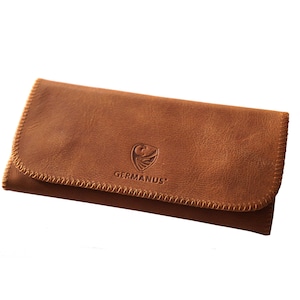 Handmade leather tobacco pouch ALBRUNUS by GERMANUS