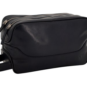Handgemachte GERMANUS Kulturtasche Andreas aus dickem Leder