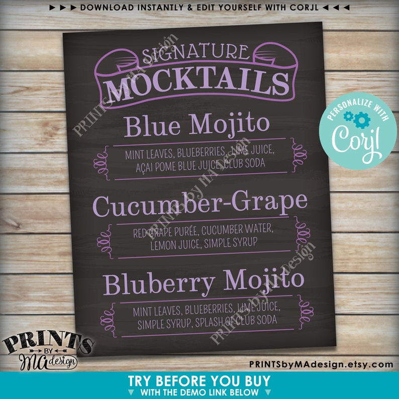 Pode incluir: Um letreiro preto de quadro-negro com texto roxo listando os mocktails de assinatura: Blue Mojito, Cucumber-Grape e Bluberry Mojito. O letreiro inclui os ingredientes de cada bebida e um logotipo personalizado com o texto "Cory!" em um c&iacute;rculo turquesa.