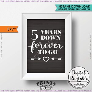 5 jaar Down Forever to Go, 5e huwelijksverjaardag cadeau, huwelijkscadeau, jubileumcadeau, Instant Download 5x7" schoolbordstijl afdrukbaar
