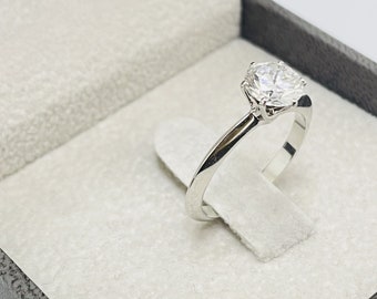 1.20 Carat Round Cut Diamond Engagement Ring, I VVS1, 14k White Gold