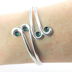 May birthstone : Swarovski Emerald Green adjustable silver plated bangle