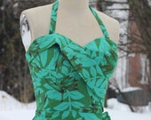 Hawaiian dress , Pinup dress, Tiki dress, Sarong dress, Reproduction dress made with vintage fabric, Size medium.