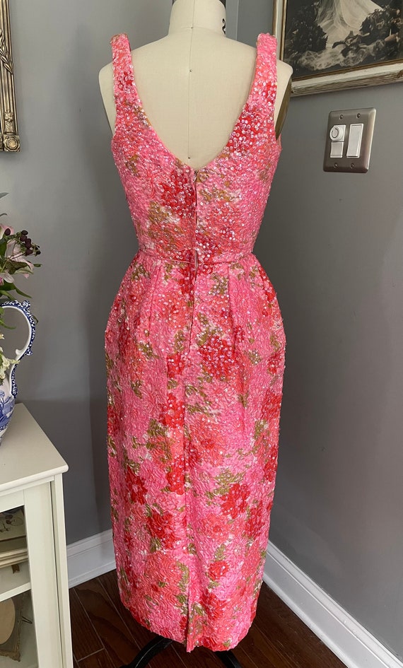 1960s Pink Floral Sequin Wiggle Dress - image 4