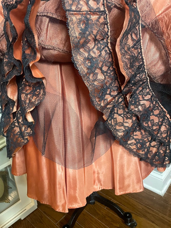 1950s Black Lace with Burnt Orange Underlay - image 4