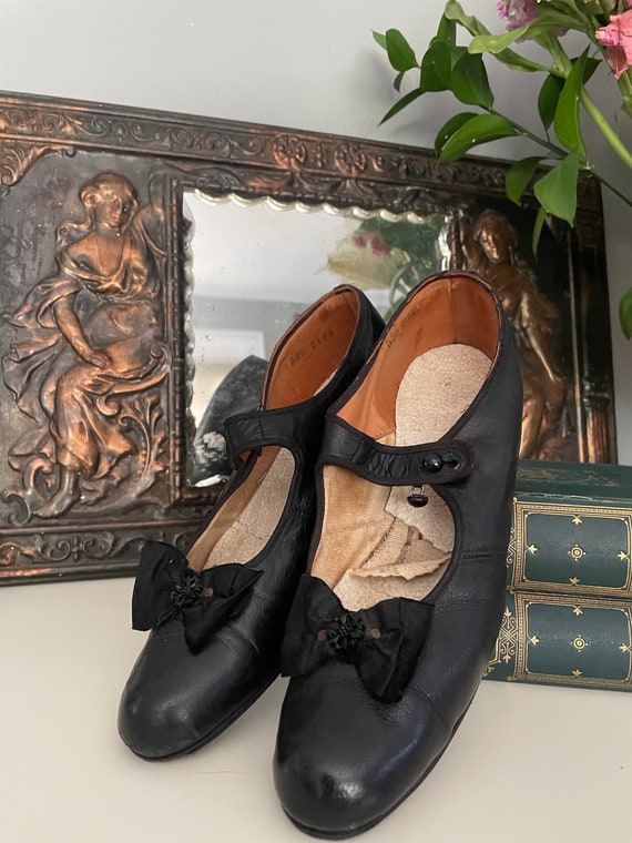 Late Edwardian Mary Jane Shoes