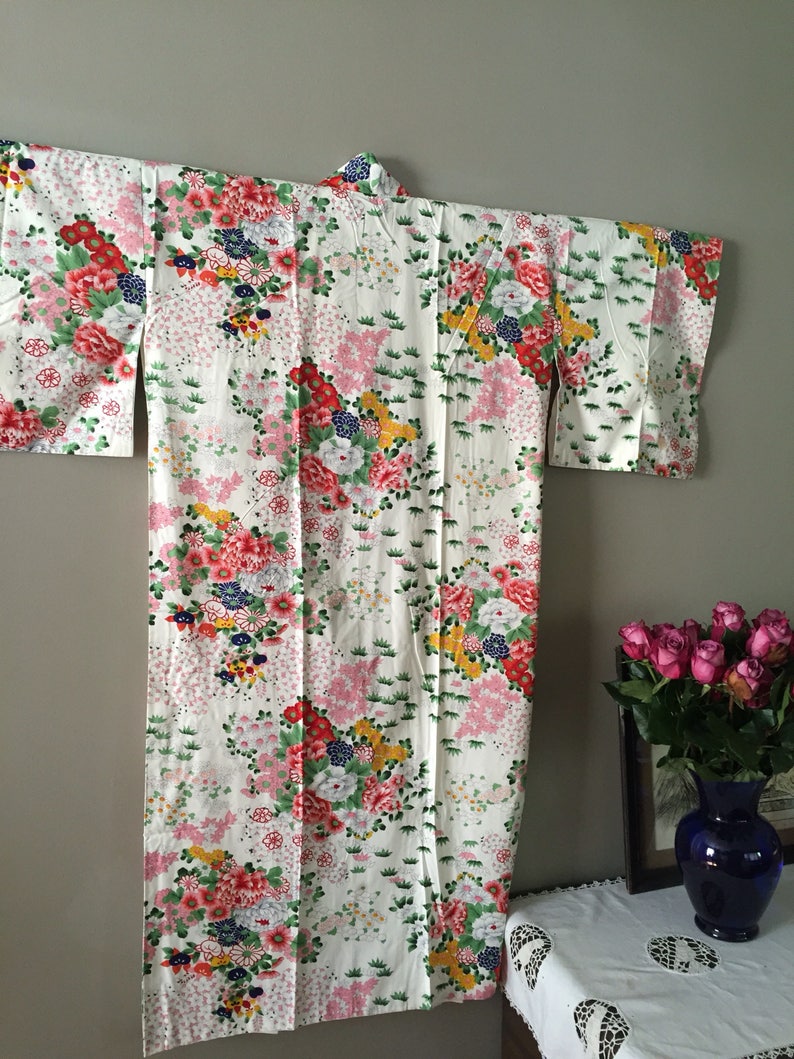 195060/'s Rayon Kimono