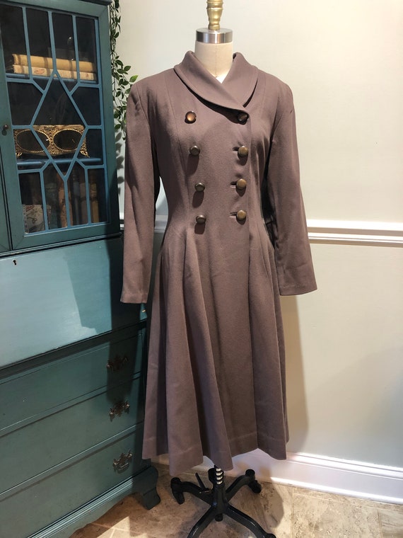 Taupe Late 40s Princess cut Wool Coat