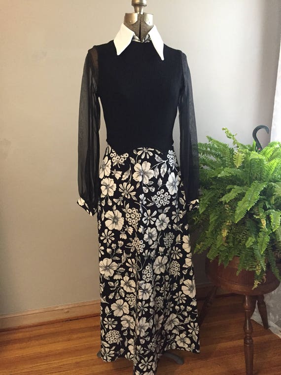 1970's Hostess Maxi Dress