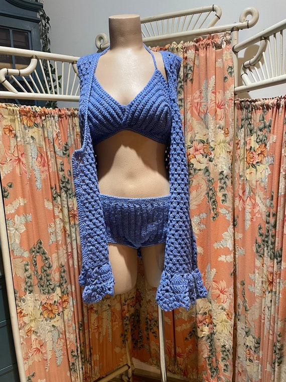 1970’s Hand Crochet Bikini Set with matching Cove… - image 1