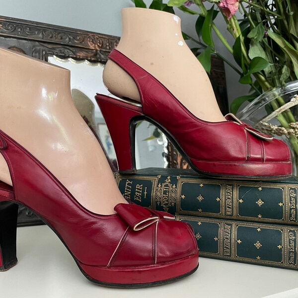 1940s Red Leather Peep Toe Shoes